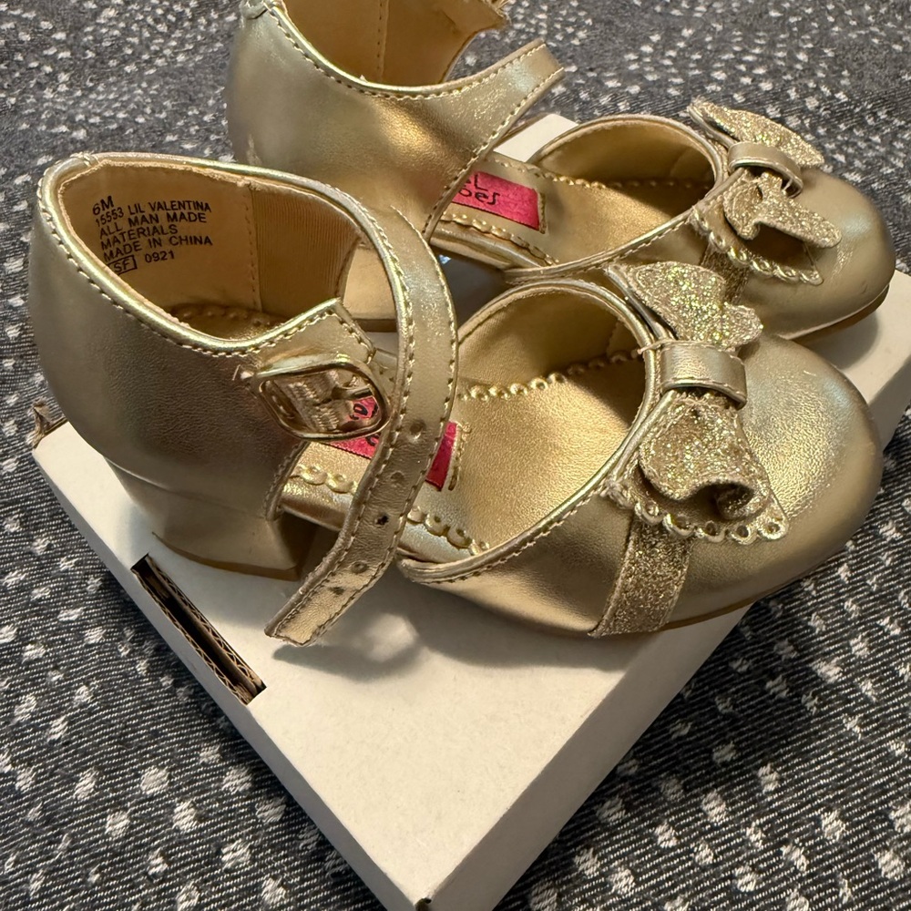 ✨Gold Baby Heels with Bow